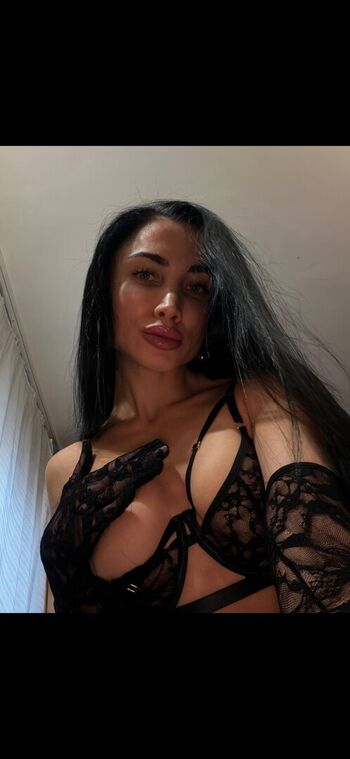 Full leaked Alexa chung/ private onlyfans photo