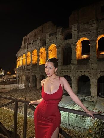 Full leaked Milka feer/ private onlyfans photo