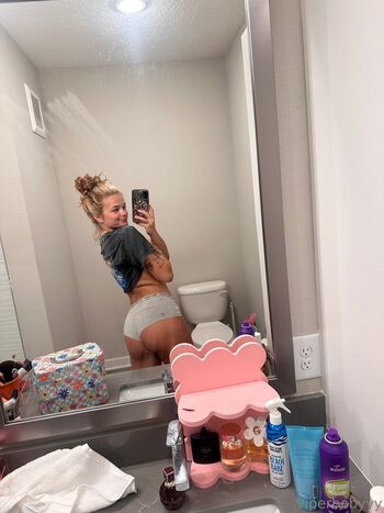 Full leaked Whostessa page private onlyfans photo