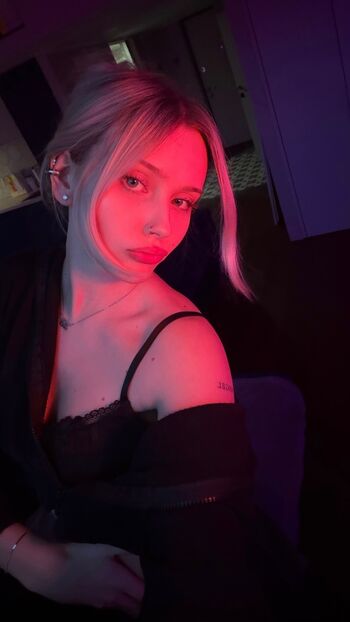 Full leaked Whylollycry private onlyfans photo