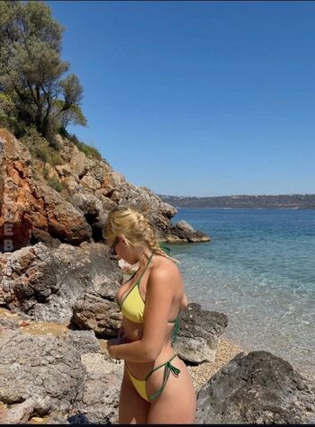 Full leaked Wieke page private onlyfans photo