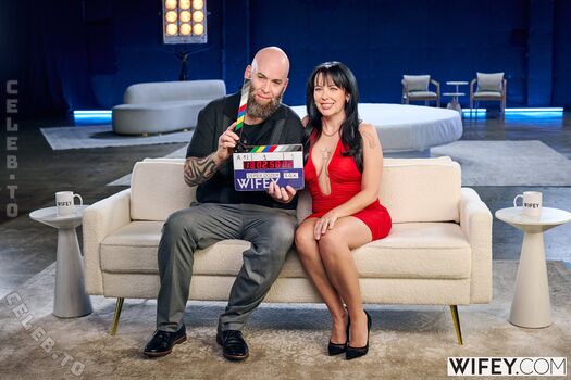 Full leaked Wifey  page private onlyfans photo