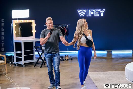 Full leaked Wifey  page private onlyfans photo