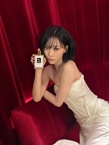 Full leaked Winter aespa page private onlyfans photo