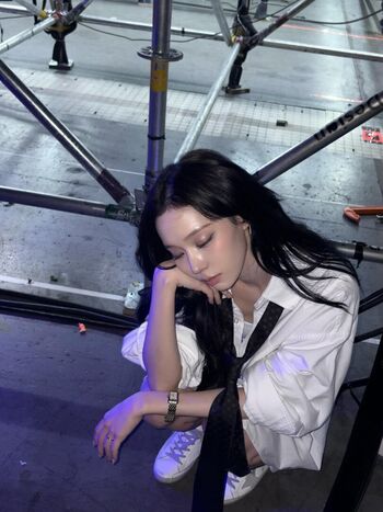 Full leaked Winter aespa page private onlyfans photo