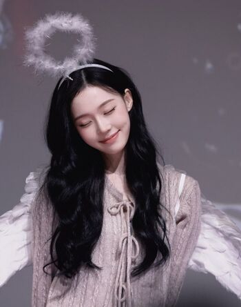 Full leaked Winter aespa page private onlyfans photo