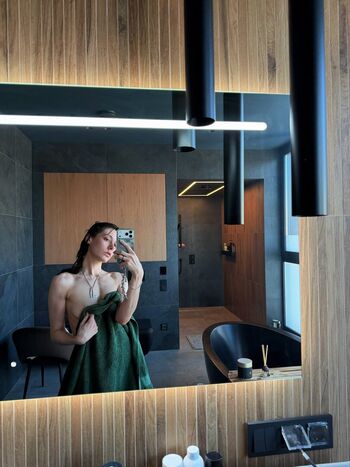 Full leaked Wkshiza private onlyfans photo