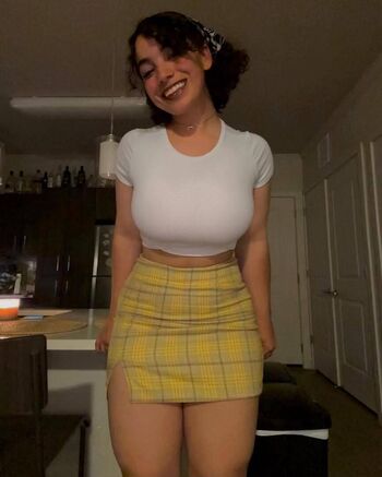 Full leaked Woahh emily private onlyfans photo