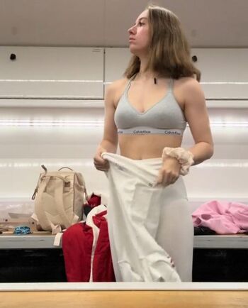 Full leaked Women motorsports private onlyfans photo