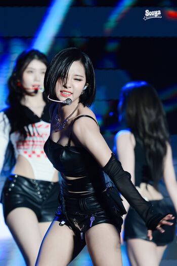 Full leaked Womenk pop page private onlyfans photo