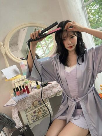 Full leaked Womenk pop page private onlyfans photo