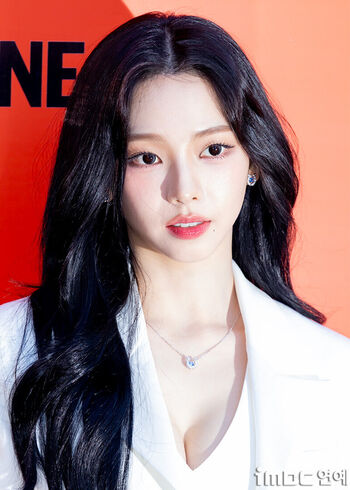 Full leaked Womenk pop page private onlyfans photo