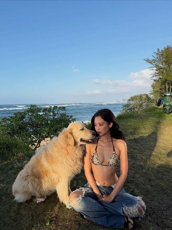 Full leaked Womenk pop page private onlyfans photo