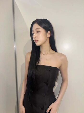 Full leaked Womenk pop page private onlyfans photo