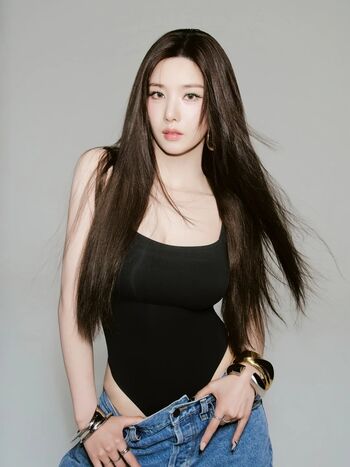 WomenK-pop