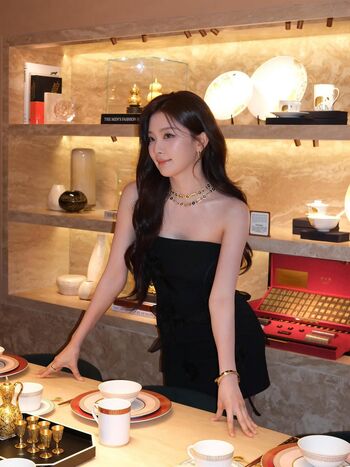 Full leaked Womenk pop private onlyfans photo