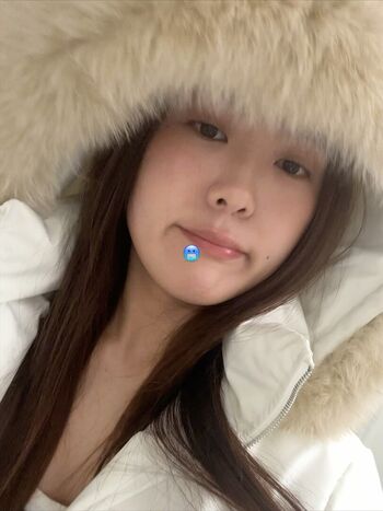 Full leaked Wuman private onlyfans photo