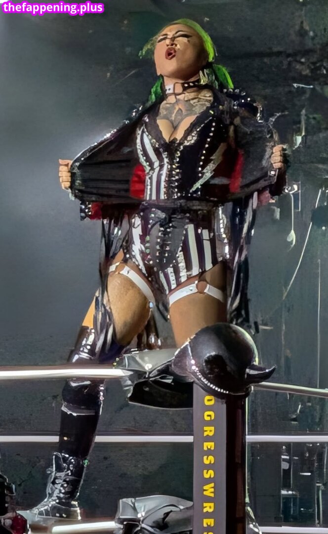 Shotzi Blackheart / ShotziWWE / WWE Shotzi Foto OnlyFans Nua #439