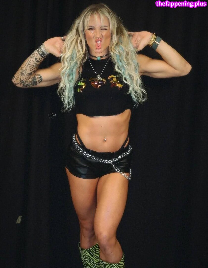 SolRucaWWE / Wwe Sol Ruca / https: / solrvca Fotografie OnlyFans Dezbrăcată #220