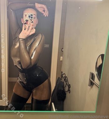 Full leaked Xamazoneve page private onlyfans photo