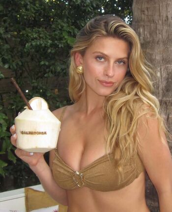 Full leaked Xandra pohl private onlyfans photo