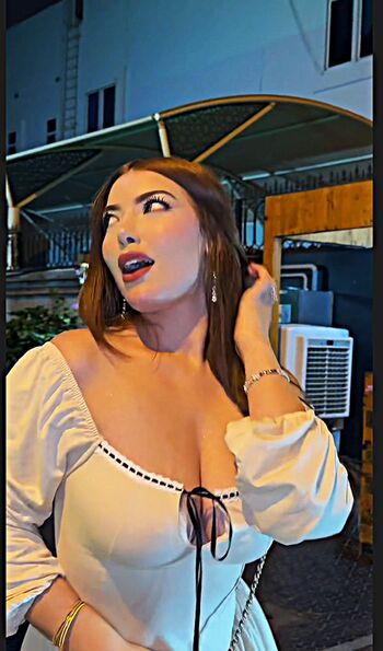 Full leaked Xanoumaima page private onlyfans photo