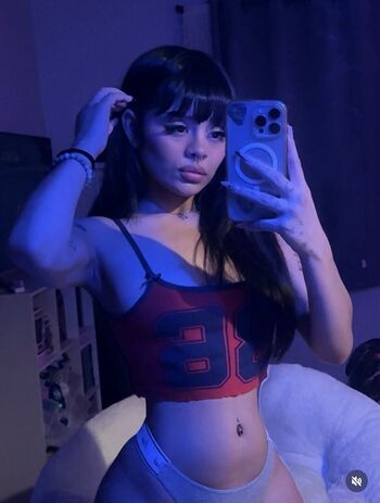 Full leaked Xclusivemelll private onlyfans photo