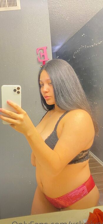 Full leaked Xclusiveness private onlyfans photo