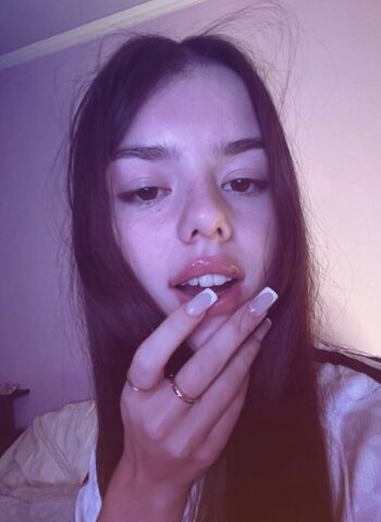 Full leaked Xd shkaaa private onlyfans photo