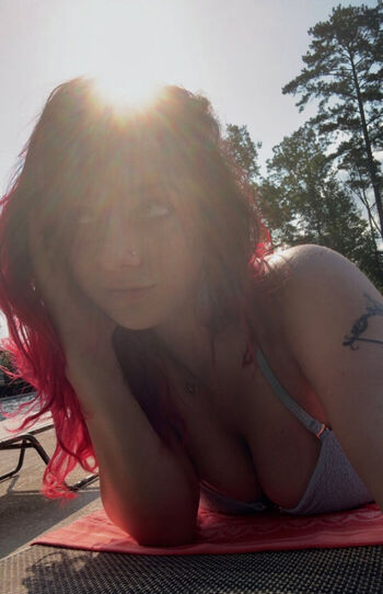 Full leaked Xemsly private onlyfans photo