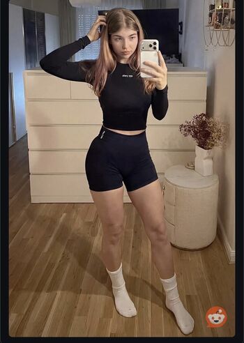 Full leaked Xfibii private onlyfans photo