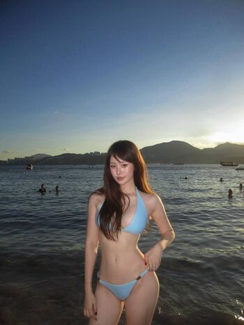 Full leaked Xiaoqiiiiii private onlyfans photo