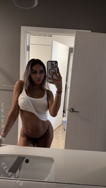 Ximena Saenz