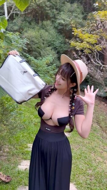 Full leaked Xinyus private onlyfans photo