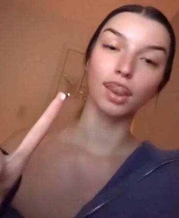 Full leaked Xjourneyx private onlyfans photo