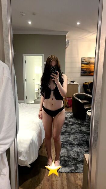 Full leaked Xombunni private onlyfans photo