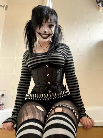 Full leaked Xoreniiiiii private onlyfans photo