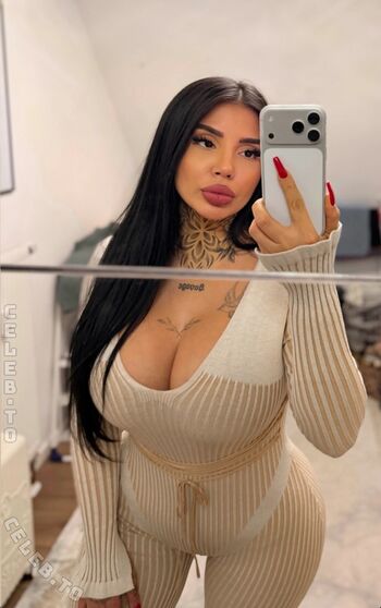 Full leaked Xsra private onlyfans photo