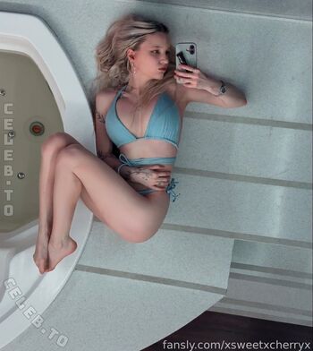 Full leaked Xsweetxcherryx private onlyfans photo