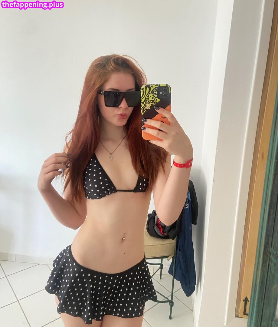 emmie_mck / xxemilyxxmcx Foto OnlyFans Desnuda #6