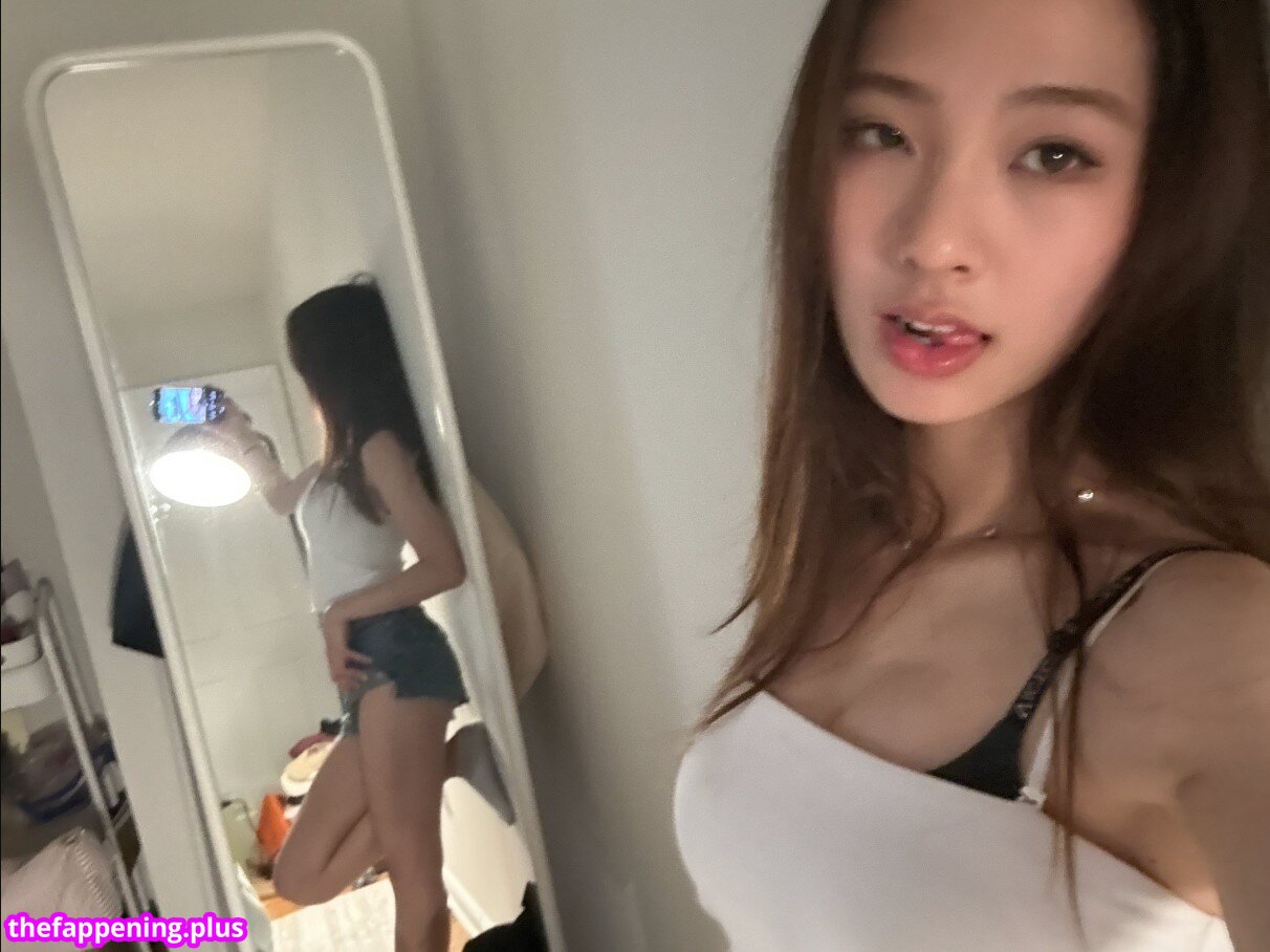 Xxgoddessanna / goddessashyaa Fotografie OnlyFans Dezbrăcată #20