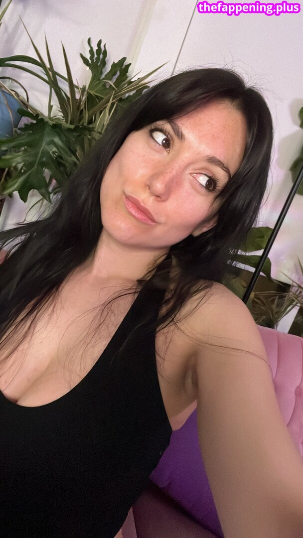 https: / kalypsobody / xxKalypso / xxcalypso Фото оголеного OnlyFans #25