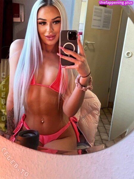 lunayourfavbarbie / xxsavagebarbiexx / xxsavagexbarbiexx Nude OnlyFans Photo #4