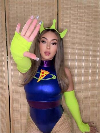 Full leaked Xxstefniiexx private onlyfans photo