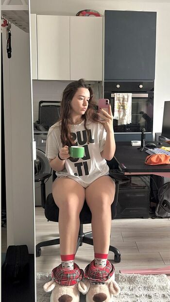 Full leaked Yagmur simsek private onlyfans photo