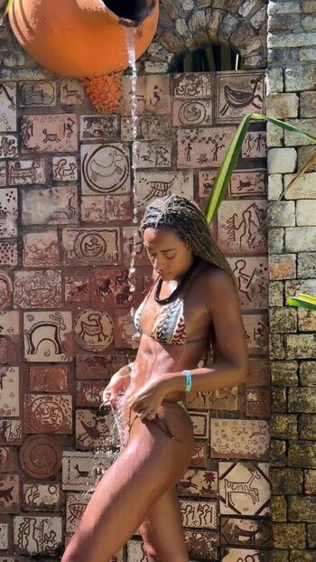 Full leaked Yara charry private onlyfans photo