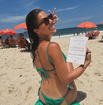 Full leaked Yara fantoni private onlyfans photo