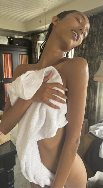 Full leaked Yara shahidi private onlyfans photo