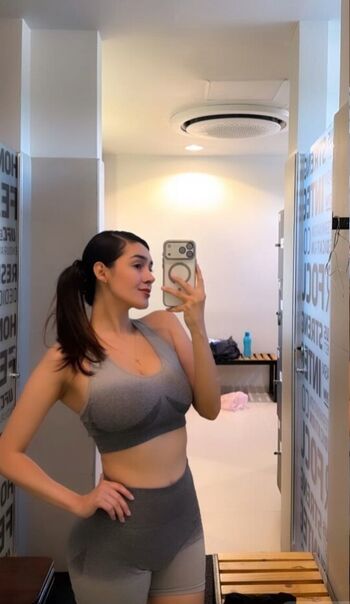 Full leaked Yasi alba private onlyfans photo