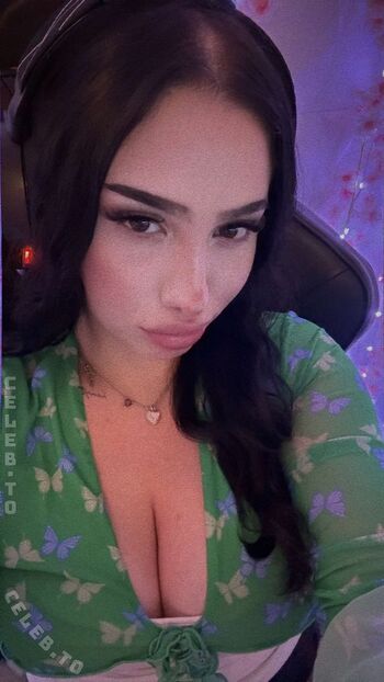 Full leaked Yasilisches private onlyfans photo